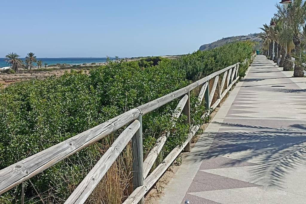 Bungalow En Primera Linea Del Mar Arenales del Sol Εξωτερικό φωτογραφία