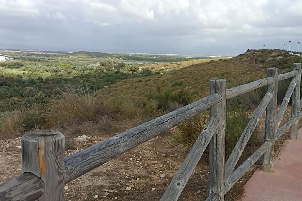 Bungalow En Primera Linea Del Mar Arenales del Sol Εξωτερικό φωτογραφία