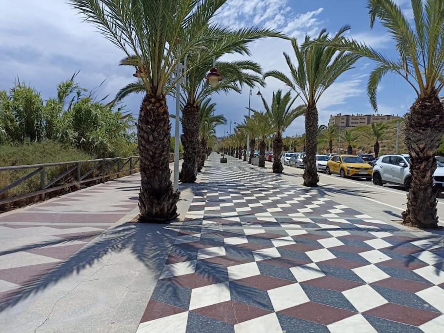 Bungalow En Primera Linea Del Mar Arenales del Sol Εξωτερικό φωτογραφία